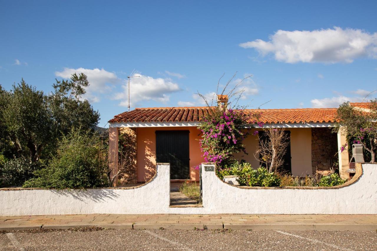 Residence Il Melograno San Teodoro  Exterior photo